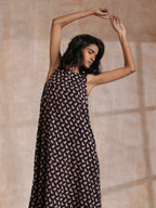 trueBrowns Black Bird Bagru Print Cotton Sleeveless Kurta Pant Set | Grocsy