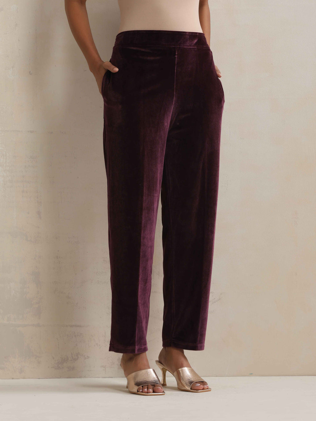 trueBrowns Purple Velvet Embroidered Kurta Pant Dupatta Set | Grocsy