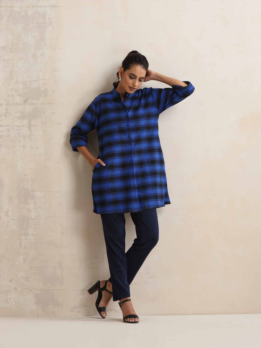 trueBrowns Blue Check Winter Top | Grocsy