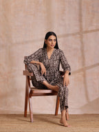 trueBrowns Clay Dabu Geometric Print Cotton Pleated Co-Ord Set | Grocsy