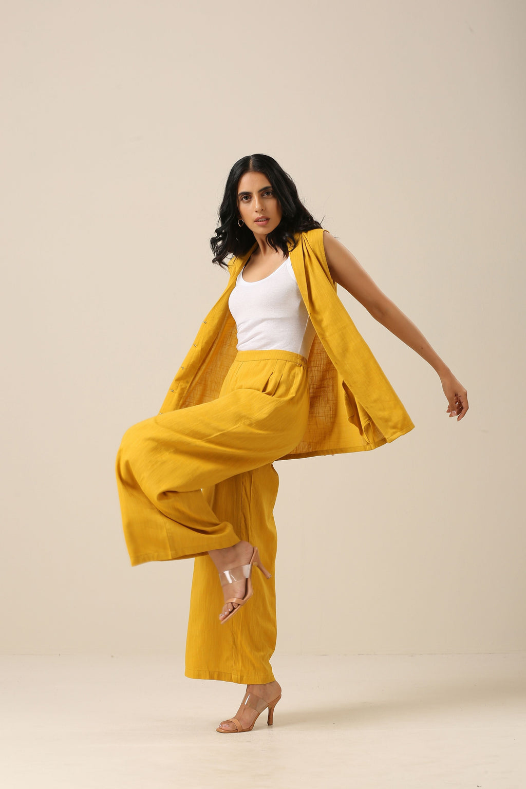 trueBrowns Mustard Yellow Slub Texture Sleevesless Jacket Pant Set | Grocsy