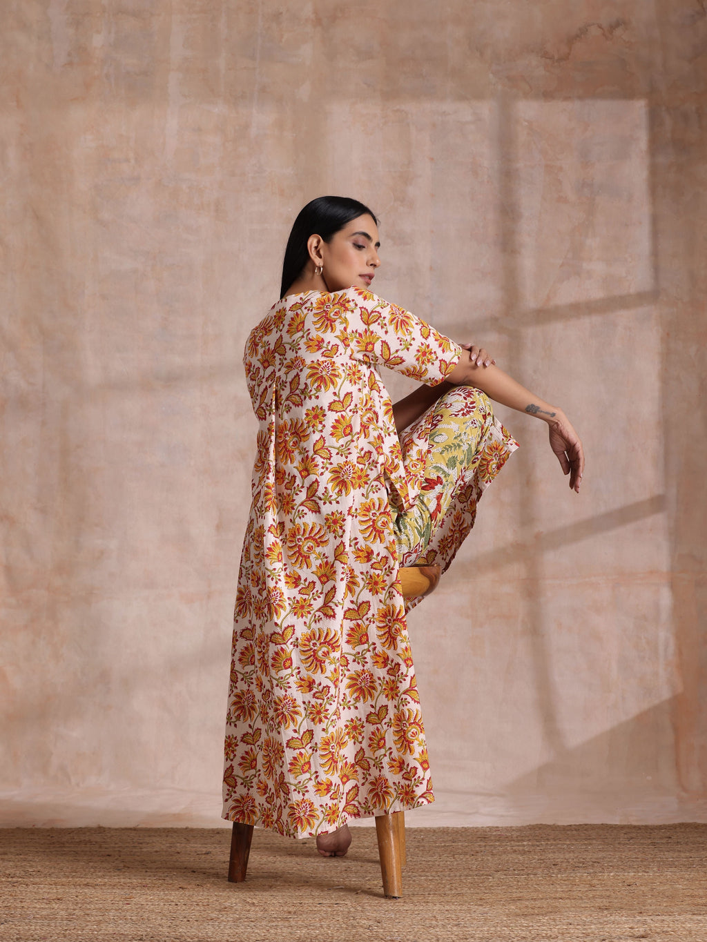 trueBrowns Red Overall Floral On White Cotton Block Print Kurta Pant Set | Grocsy