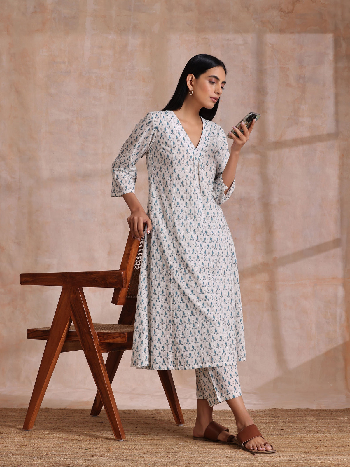 trueBrowns White With Teal Buta Block Print Cotton Front Neck Gathered Kurta Pant Set | Grocsy