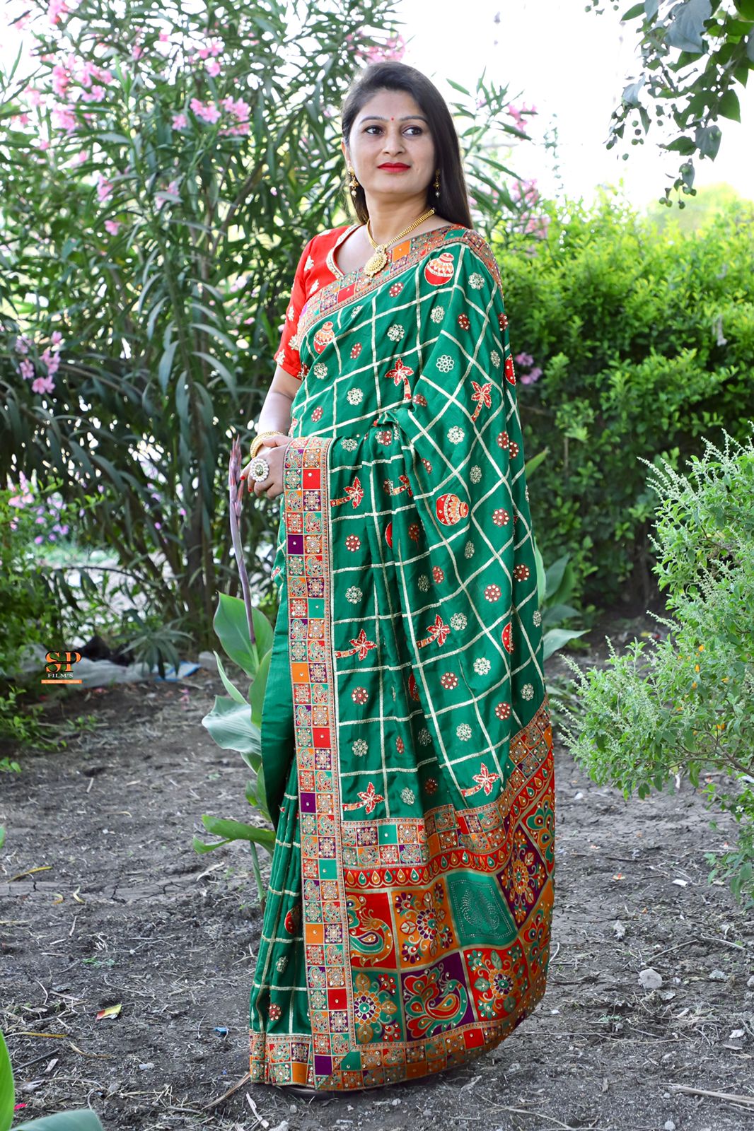 Lorenvalley Fashion Premium Green Dola Silk Embroidery and Diamond work with Jacquard Lace Border Saree | Grocsy