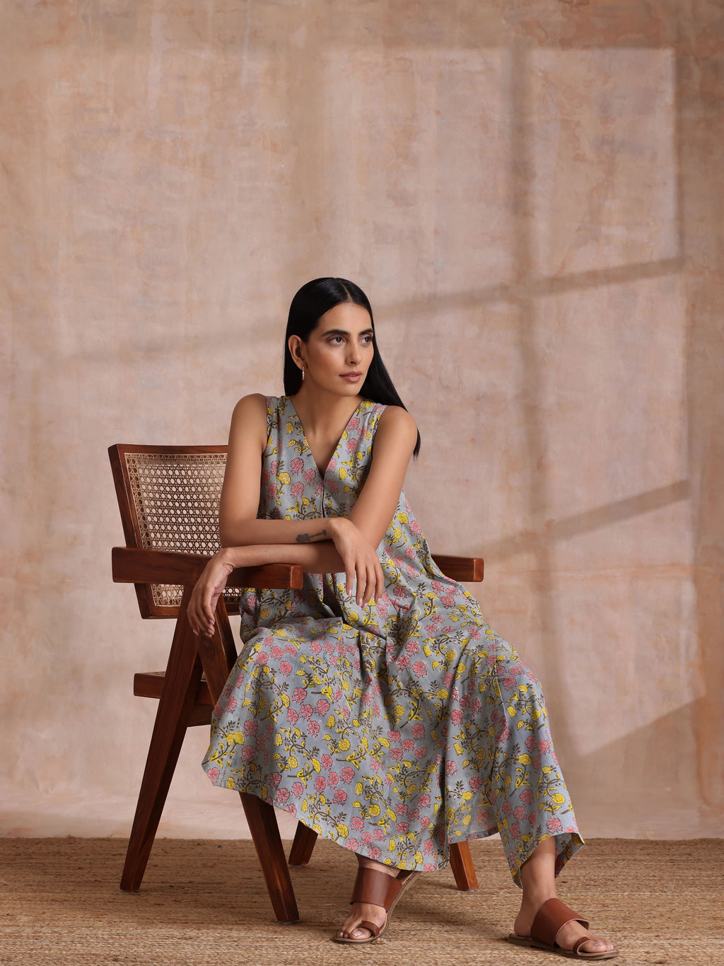 trueBrowns Grey Overall Floral Block Print Cotton Sleeveless Flared Kurta Pant Set | Grocsy