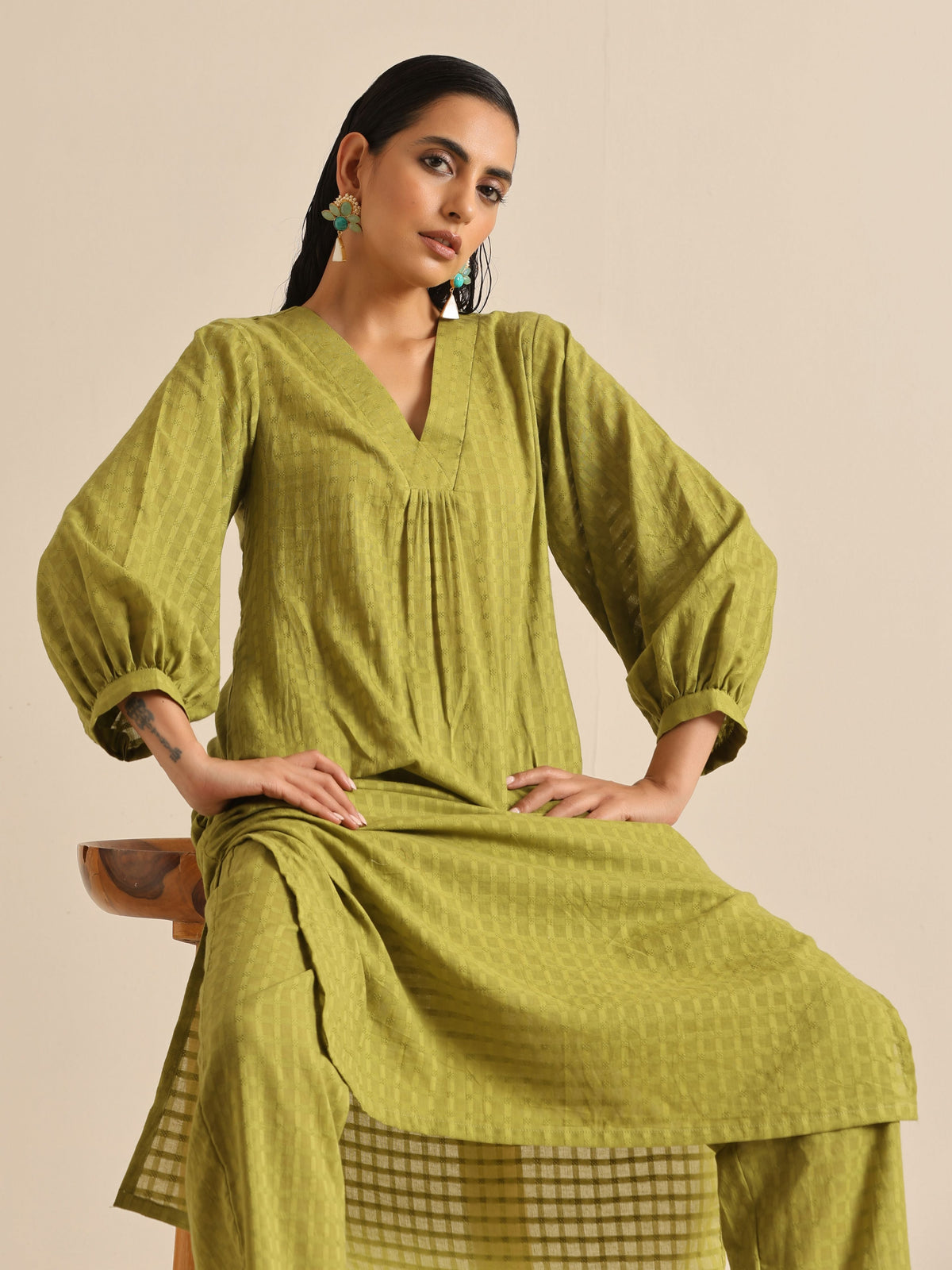 trueBrowns Fresh Green Dobby Puff Sleeve Kurta Pant Set | Grocsy