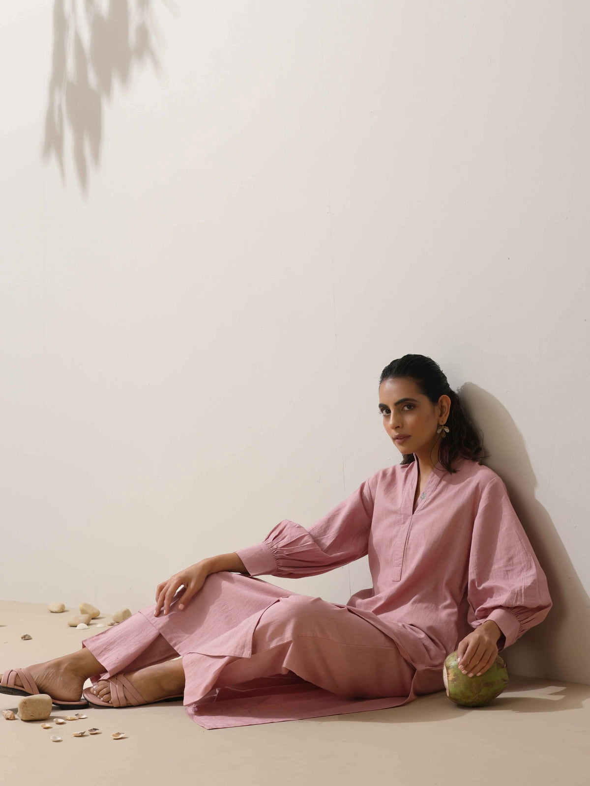 trueBrowns Pink Cotton Linen Kurta Pant Set | Grocsy