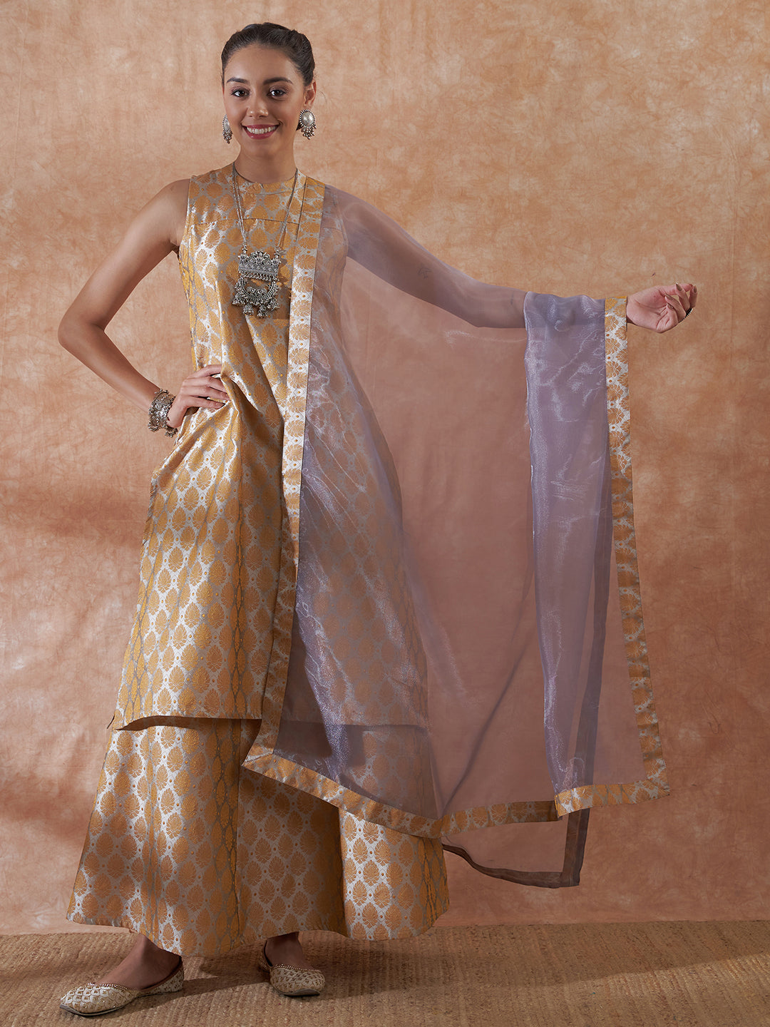 InWeave Women's Light Grey Jacquard Halter Kurta Set W Grey Or Dupatta | Grocsy