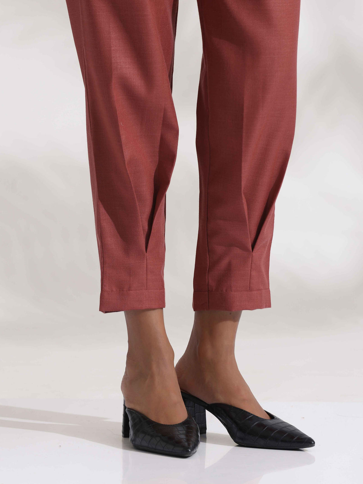 trueBrowns Pink Slub Pleated Co-ord Set | Grocsy
