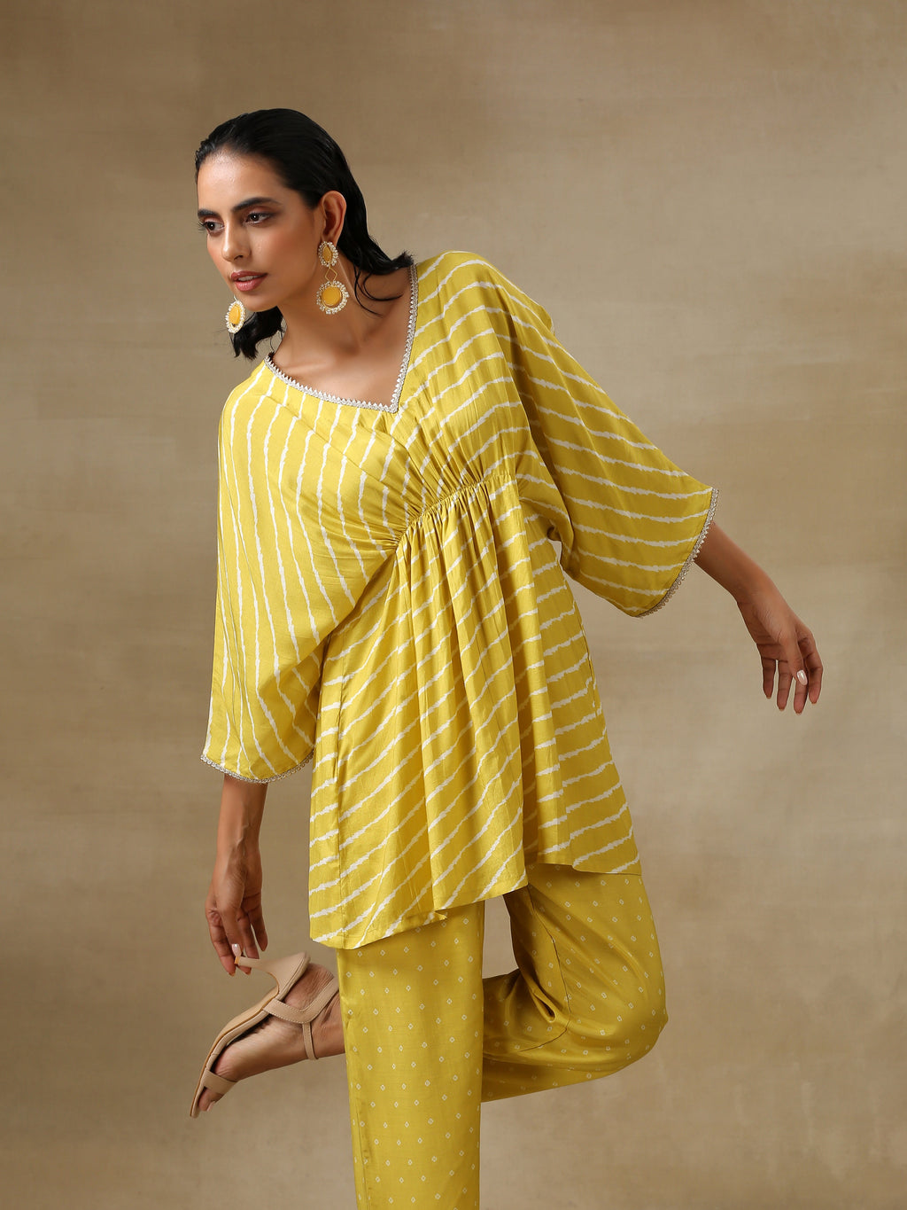 trueBrowns Lime Green Bandhani Printed Silk Drop Shoulder Co-Ord Set | Relove | Grocsy