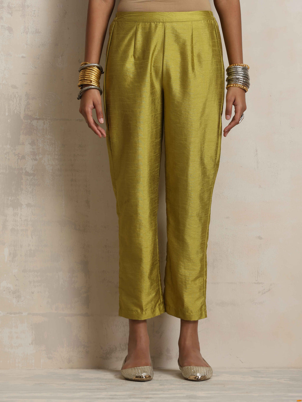 trueBrowns Green Shirt Kurta Set | Grocsy