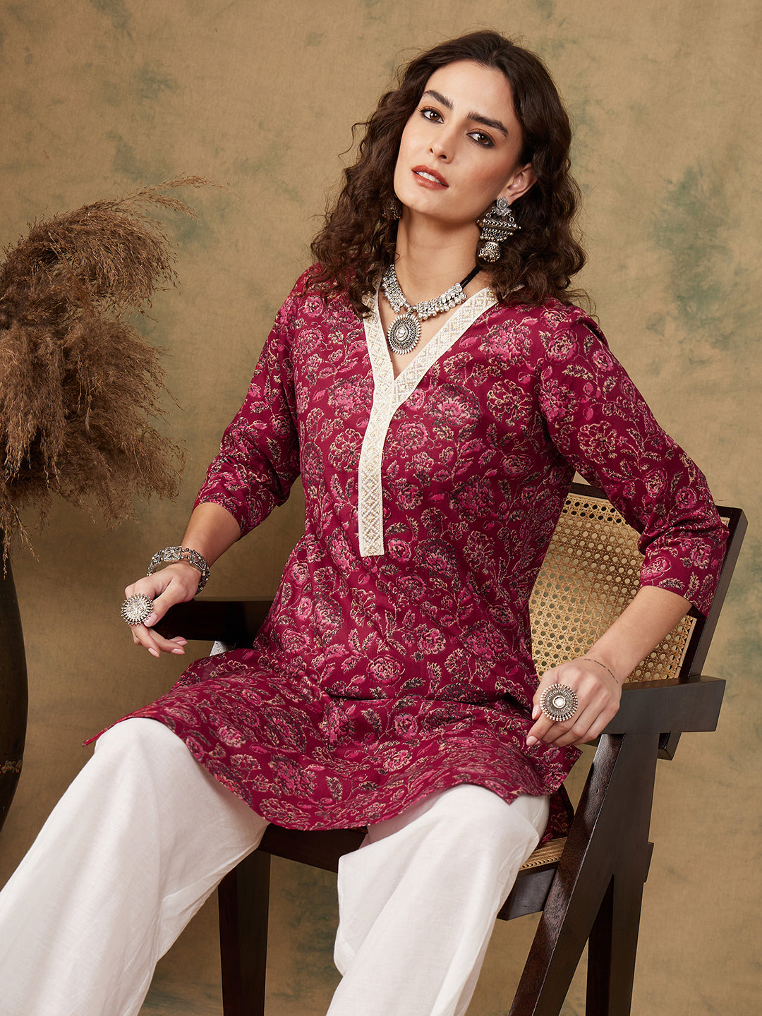 InWeave Women's Burgundy Maroon Print V Neck Lace Work Straight Kurta | Grocsy