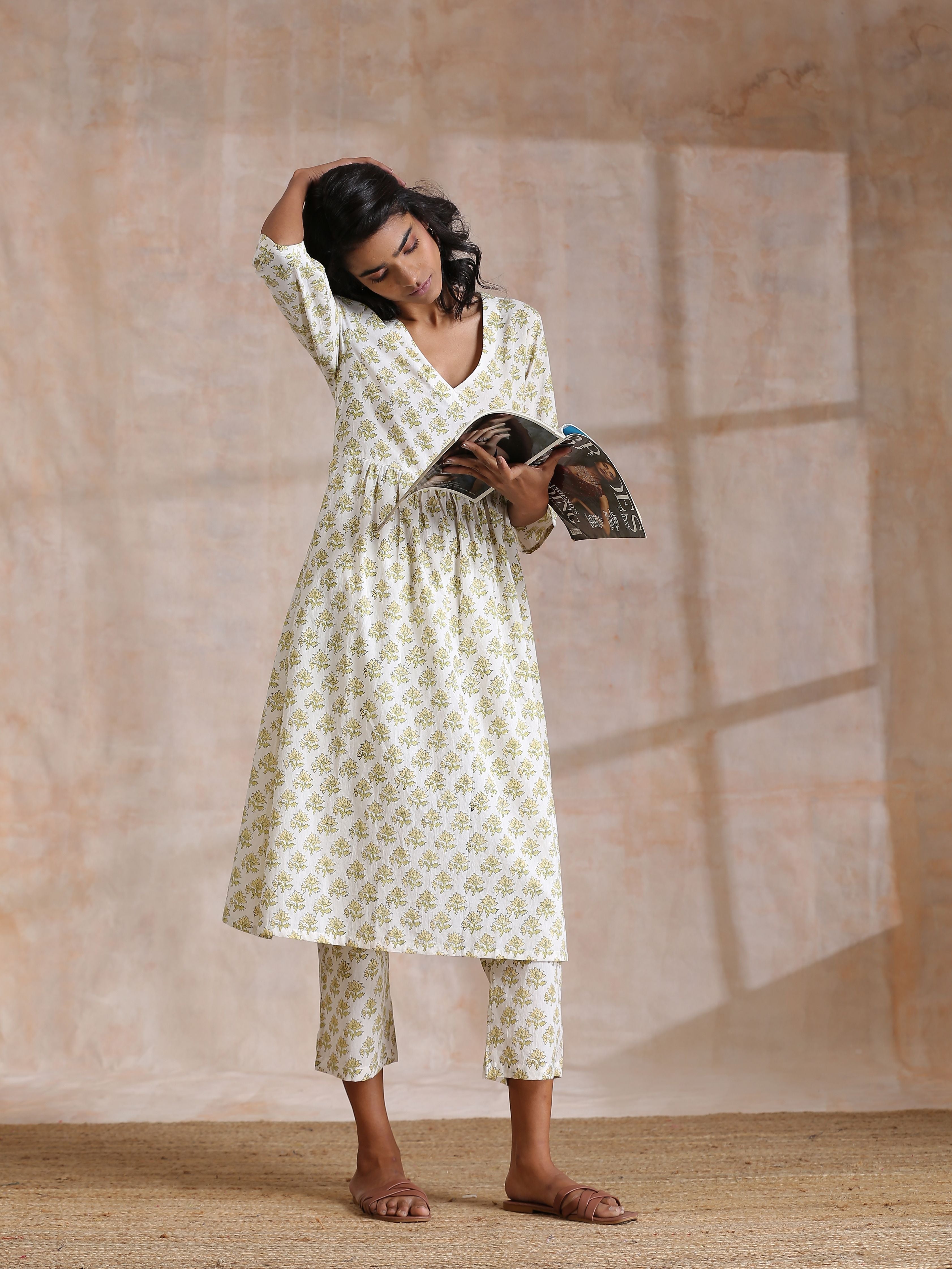 trueBrowns Green Buta On Off White Block Print Cotton Slit Gathered Kurta Set | Grocsy
