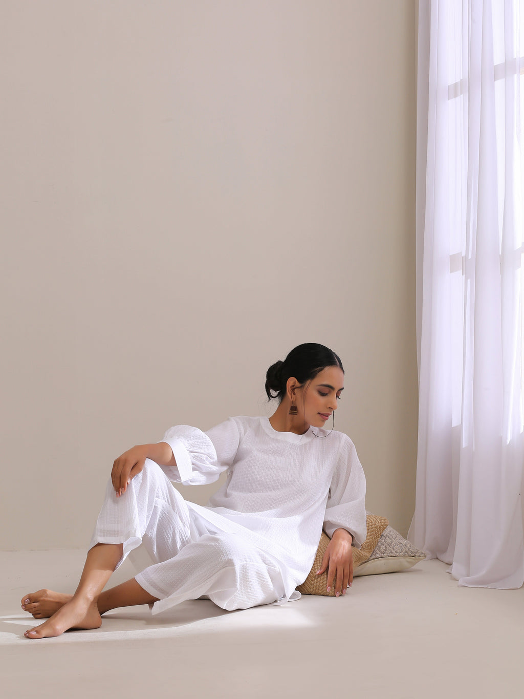 trueBrowns White Dobby Baggy Sleeve Co-Ord Set | Grocsy