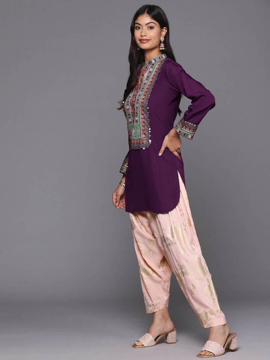 Ahalyaa Women's Traditional wear Kurta Set - Burgundy | Grocsy
