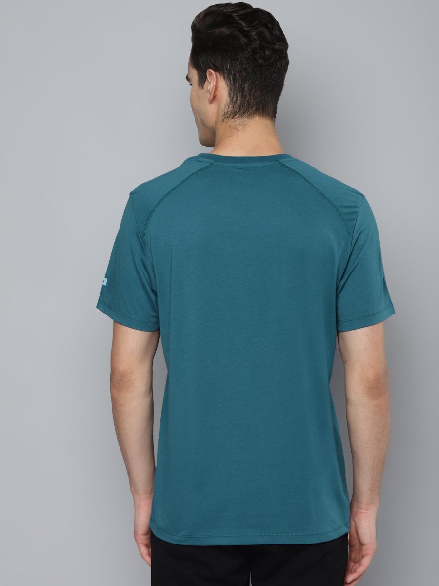 Alcis Men Teal Printed Slim Fit Running T-shirt | Grocsy