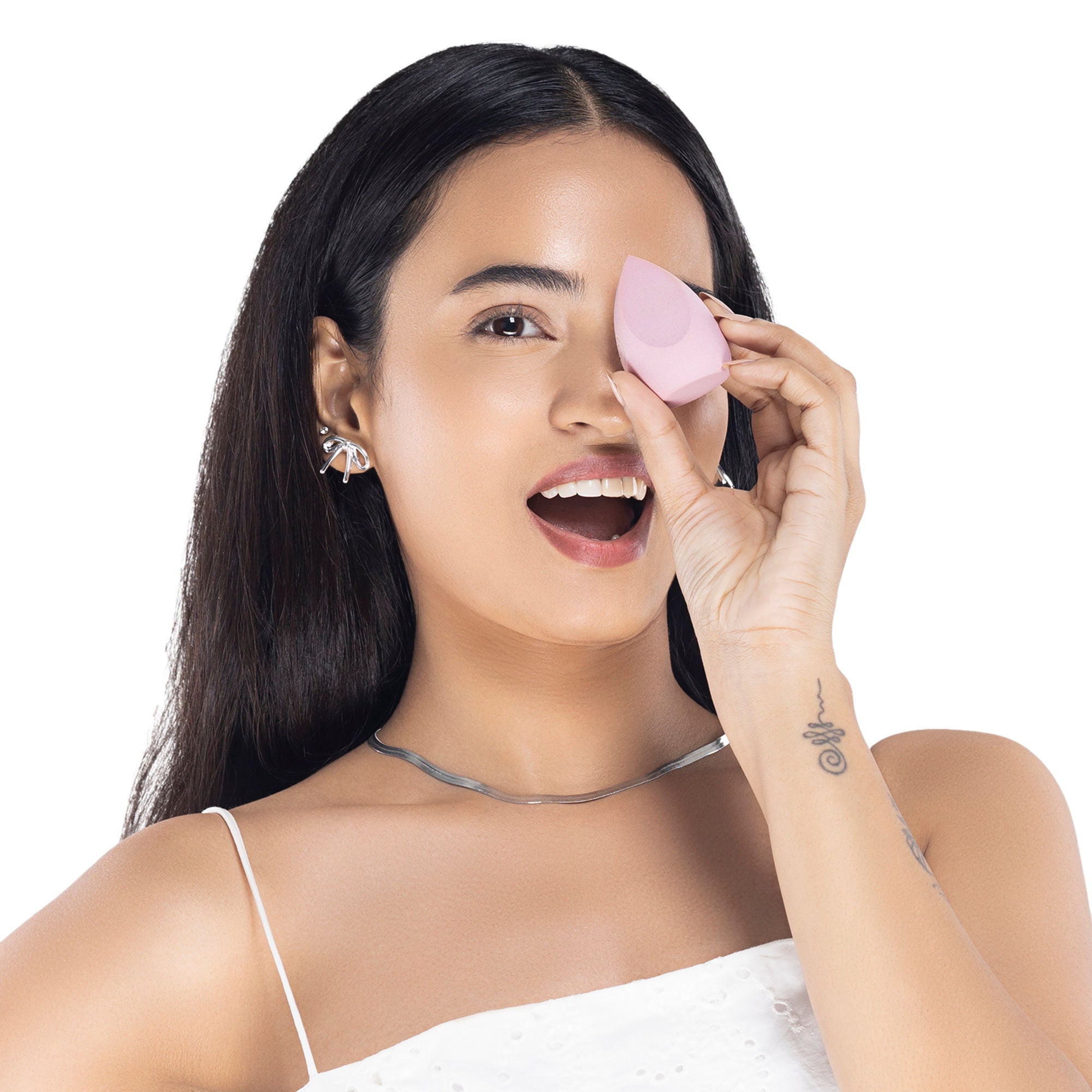 PAC Studio Classic Perfector Makeup Sponge - Streak Free Airbrushed Finish, Precise Targeted Concealing | Grocsy