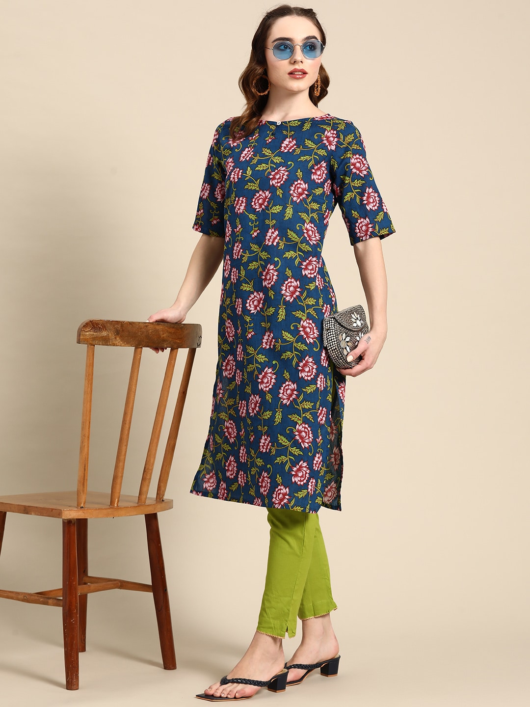 Sangria Floral Printed Boat Neck Straight Kurta | Grocsy