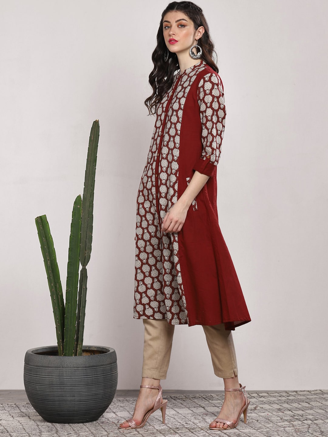 Sangria Women Maroon & Beige Printed Straight Kurta | Grocsy