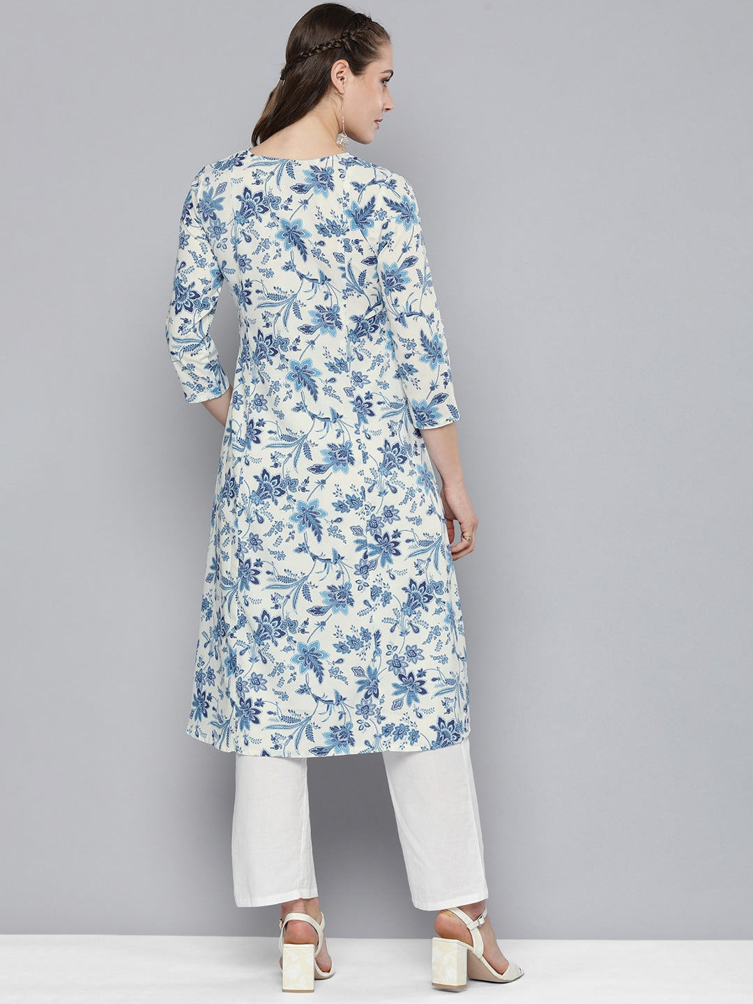 HERE&NOW Women Floral Printed Mandarin Collar Straight Kurta | Grocsy
