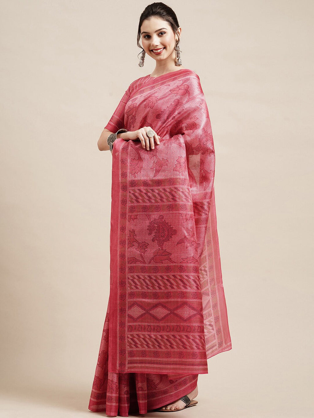 Saree Mall Peach-Coloured & White Floral Art Silk Sarees | Grocsy