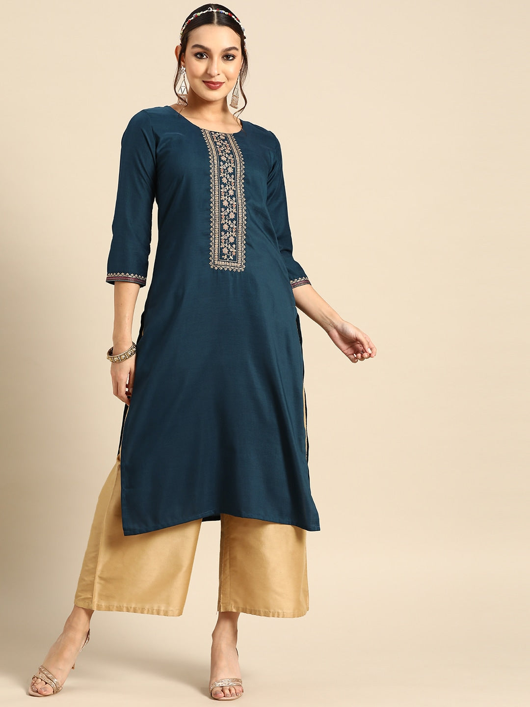 Sangria Women Embroidered Floral Kurta | Grocsy