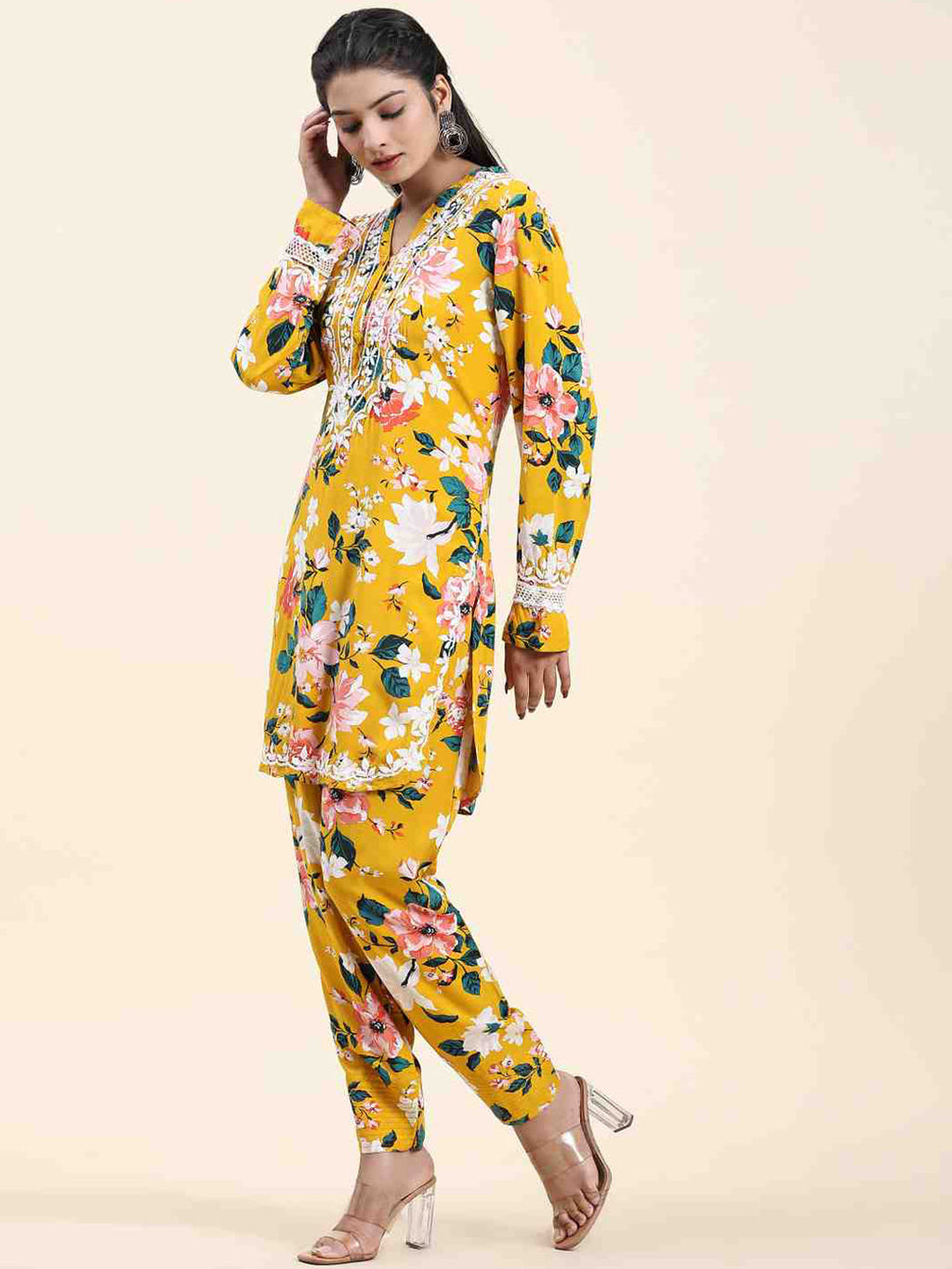 HOUSE OF KARI Floral Printed Chikankari Regular Straight Pure Cotton Kurta with Trousers | Grocsy