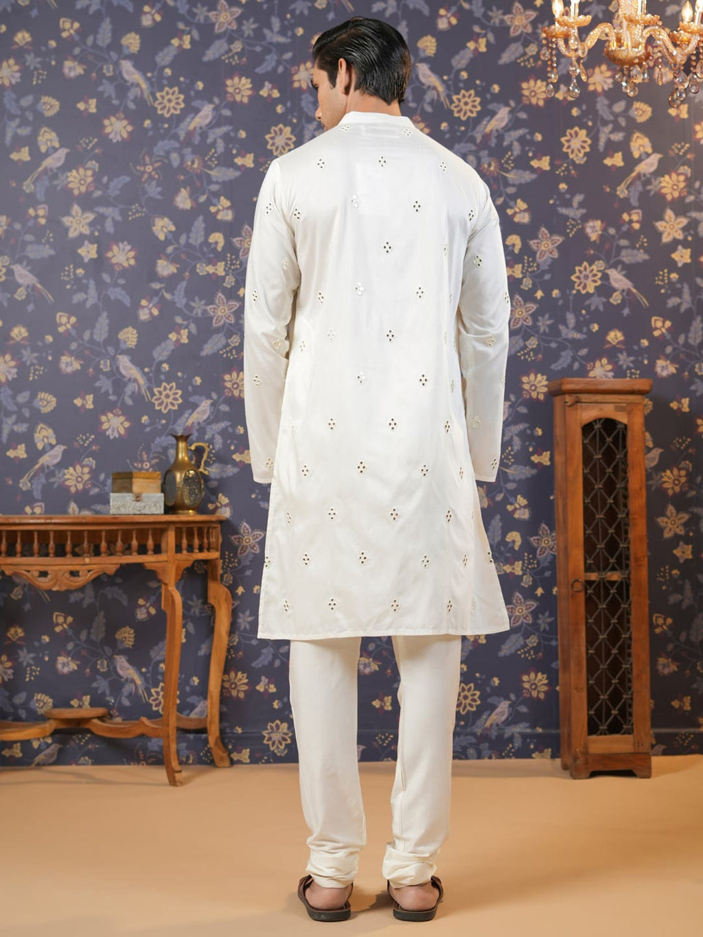 House of Pataudi Men Off White Geometric Embroidered Mirror Work Kurta | Grocsy