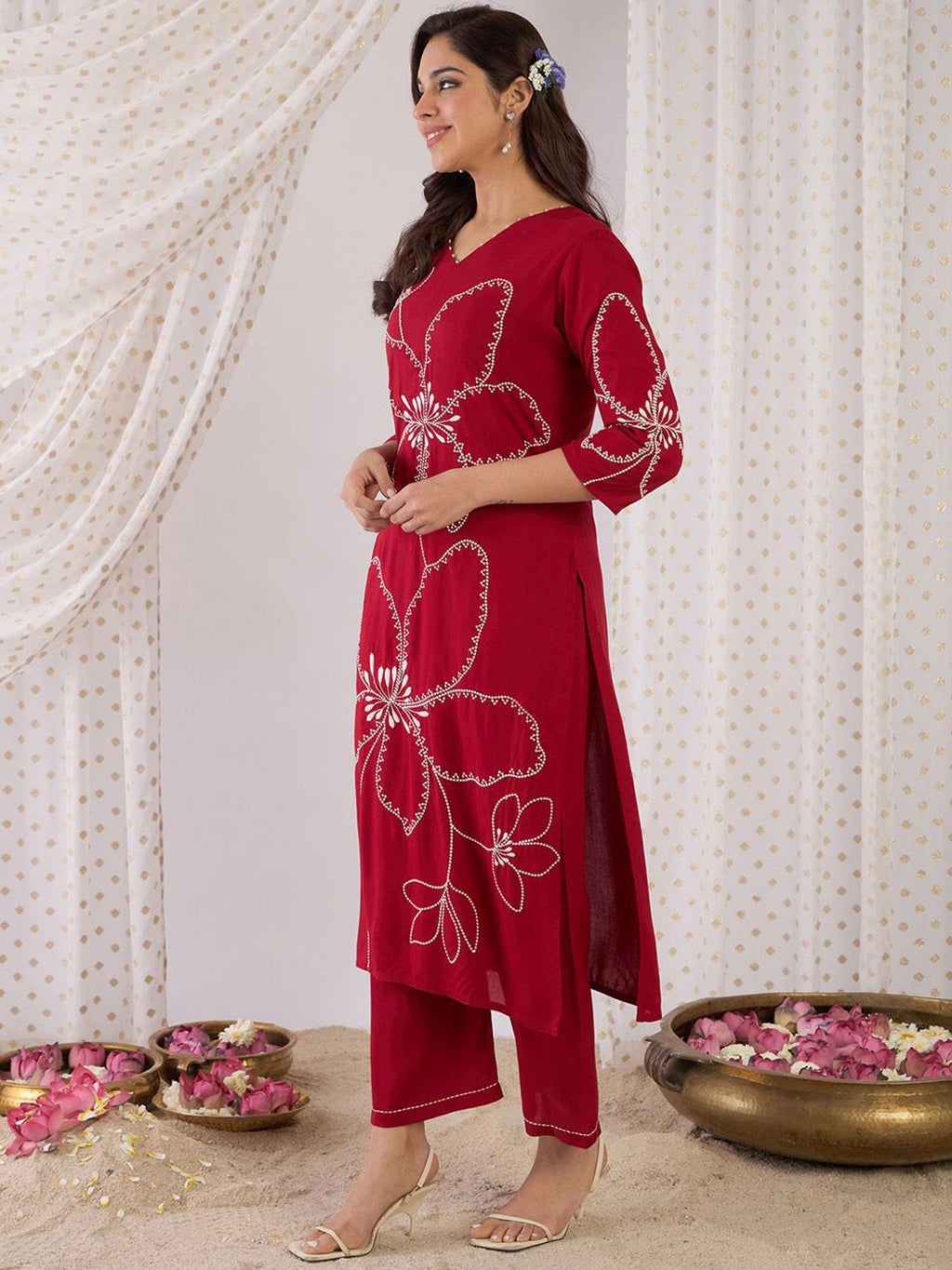 Indo Era Floral Embroidered Beads And Stones Straight Kurta With Palazzos | Grocsy
