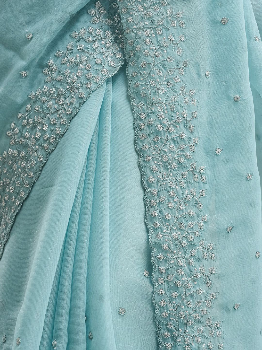 kasee Floral Embroidered Saree | Grocsy