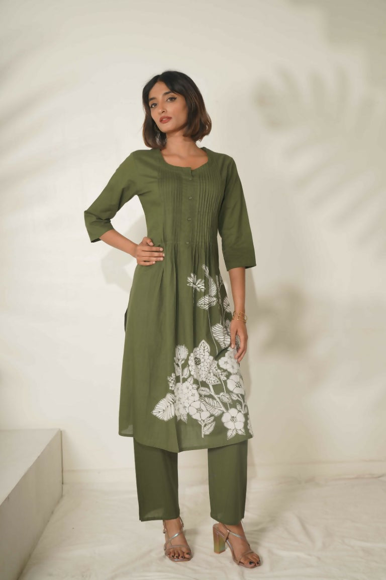 Miravan Women's Mehandi Pintucks Cotton Floral Straight Kurta and Palazzo | Grocsy