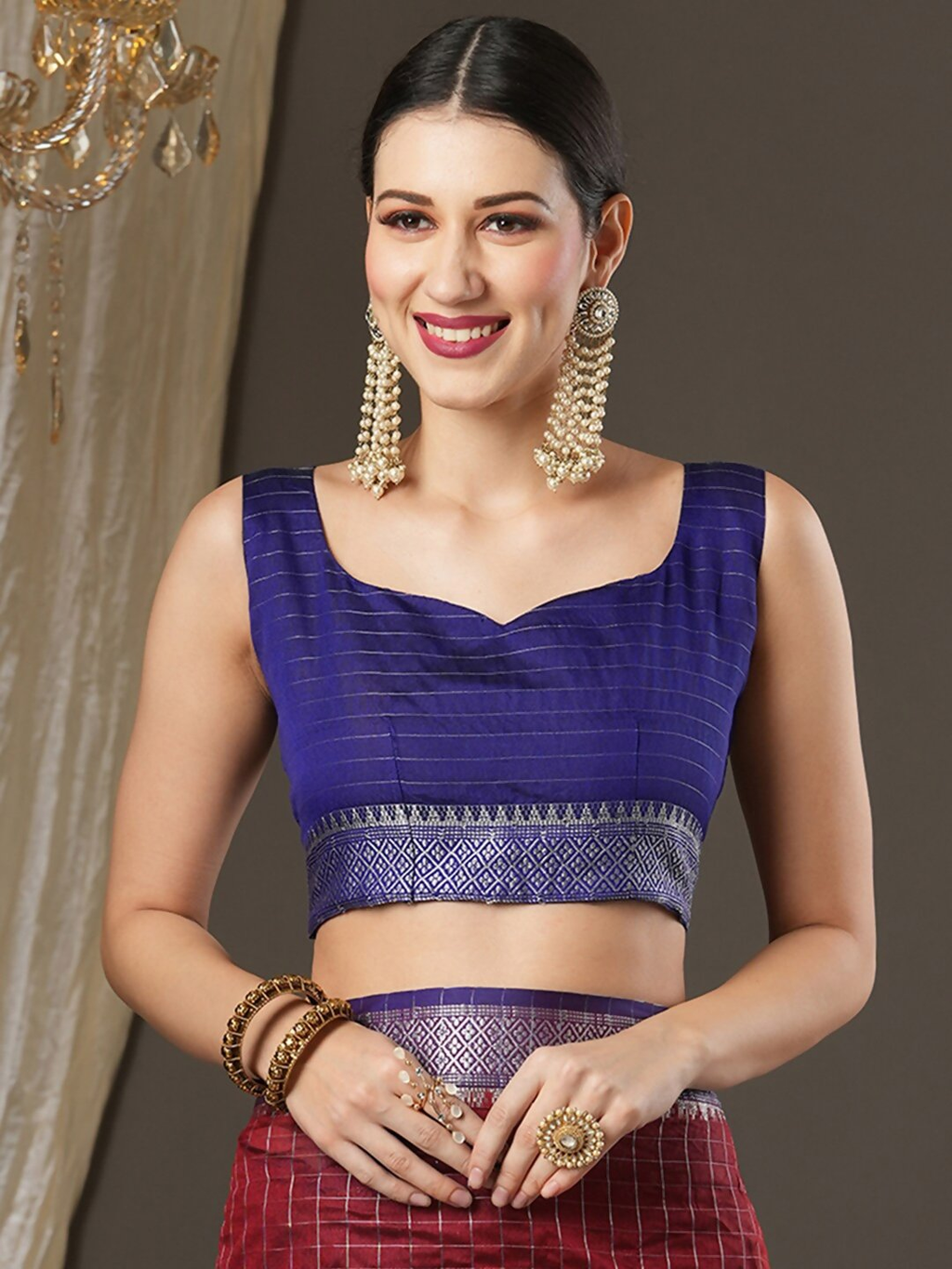 Saree Mall Checked Zari Festive Sarees | Grocsy