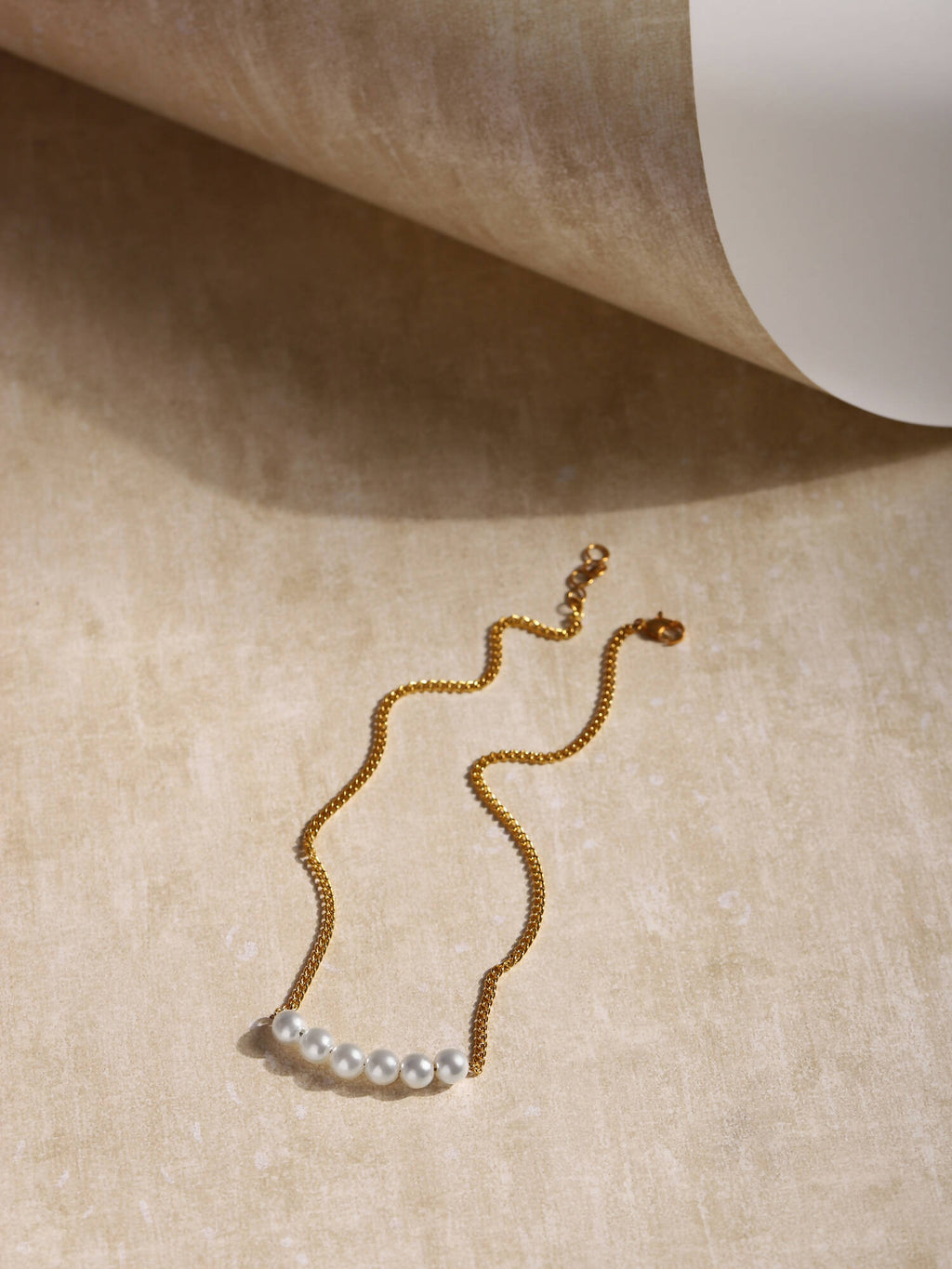 Pearl Neckpiece - Ruby Raang | Grocsy