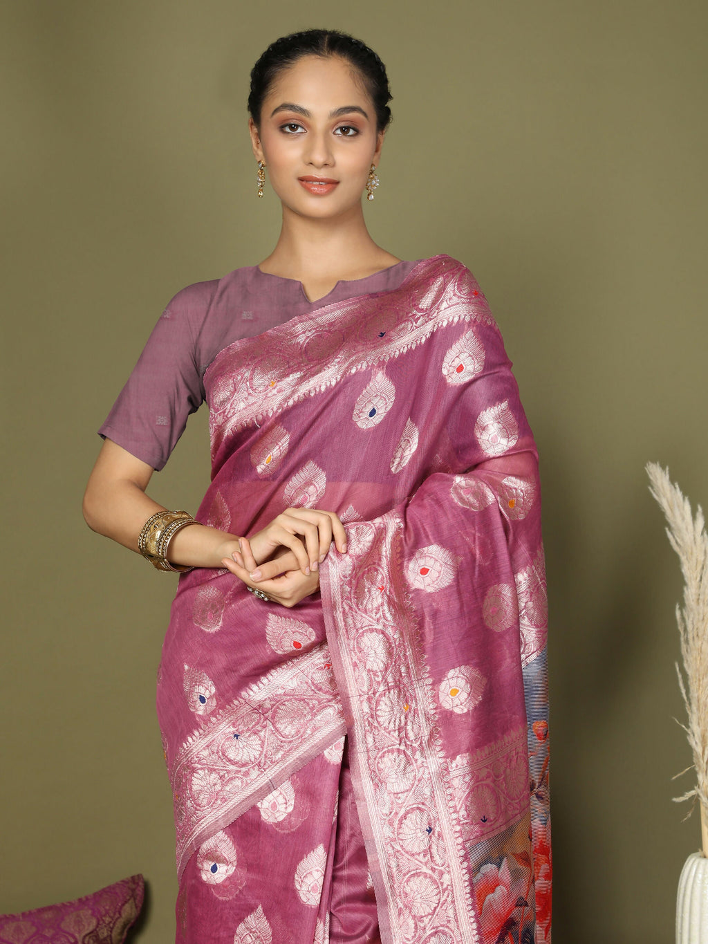 Shree Shyam Fashion Linen Cotton Pink Saree | Grocsy