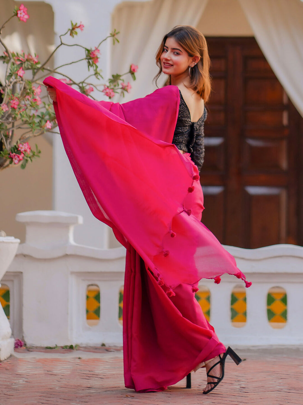 Zibaa Hand-Dyed Mul Cotton Pink Saree with Tassels | Grocsy