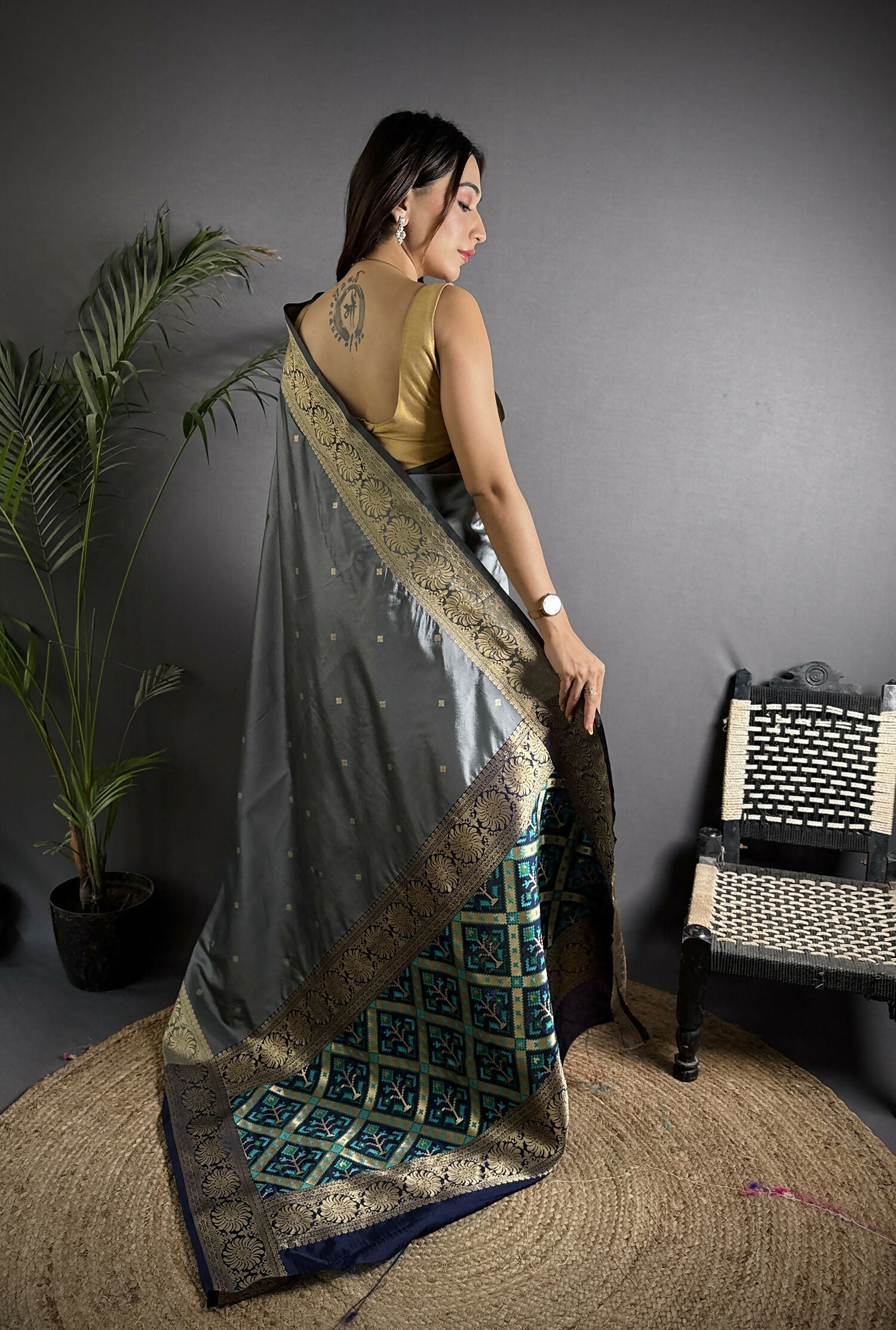 Joban Fashion Grey Banarasi Cotton Silk Woven Saree | Grocsy