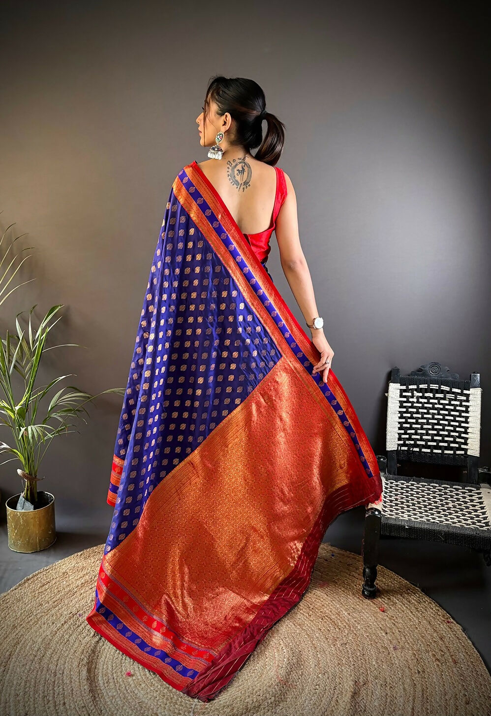 Joban Fashion Red Butti Banarasi Silk Sarees | Grocsy