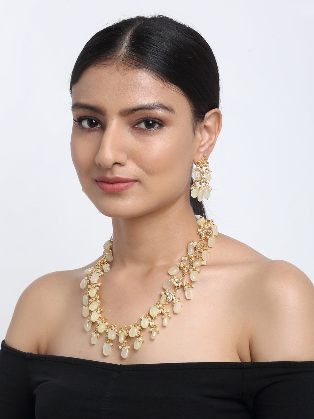 Kundan Neckpiece With Earrings - Ruby Raang | Grocsy