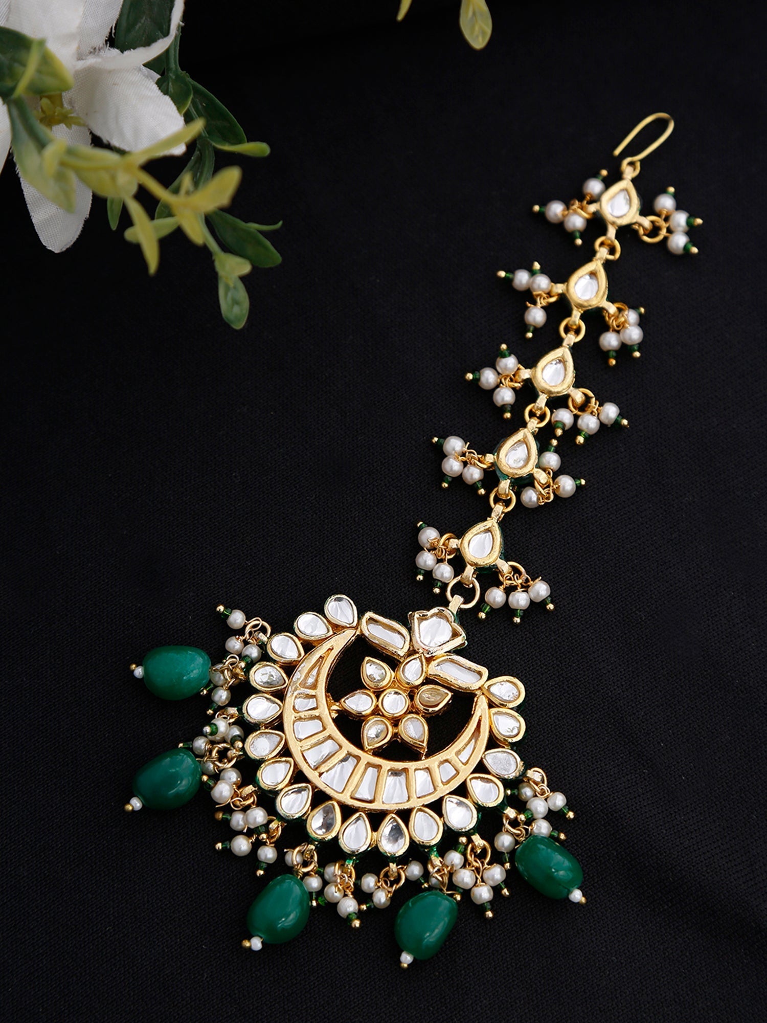 Kundan Maang Tikka - Ruby Raang | Grocsy