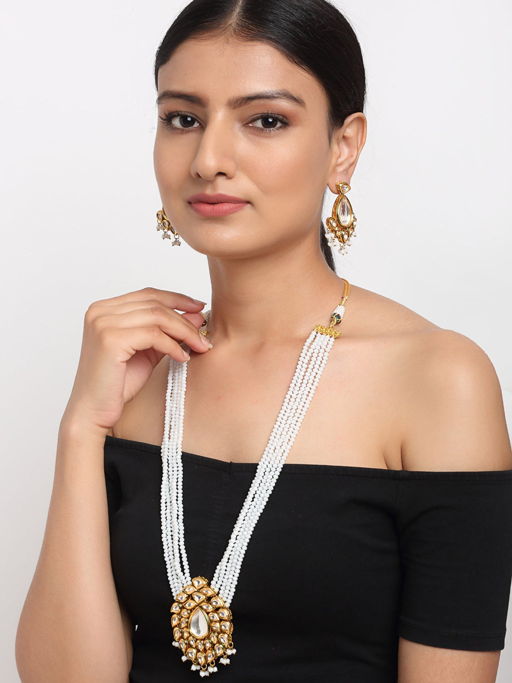 Kundan Neckpiece With Earrings - Ruby Raang | Grocsy