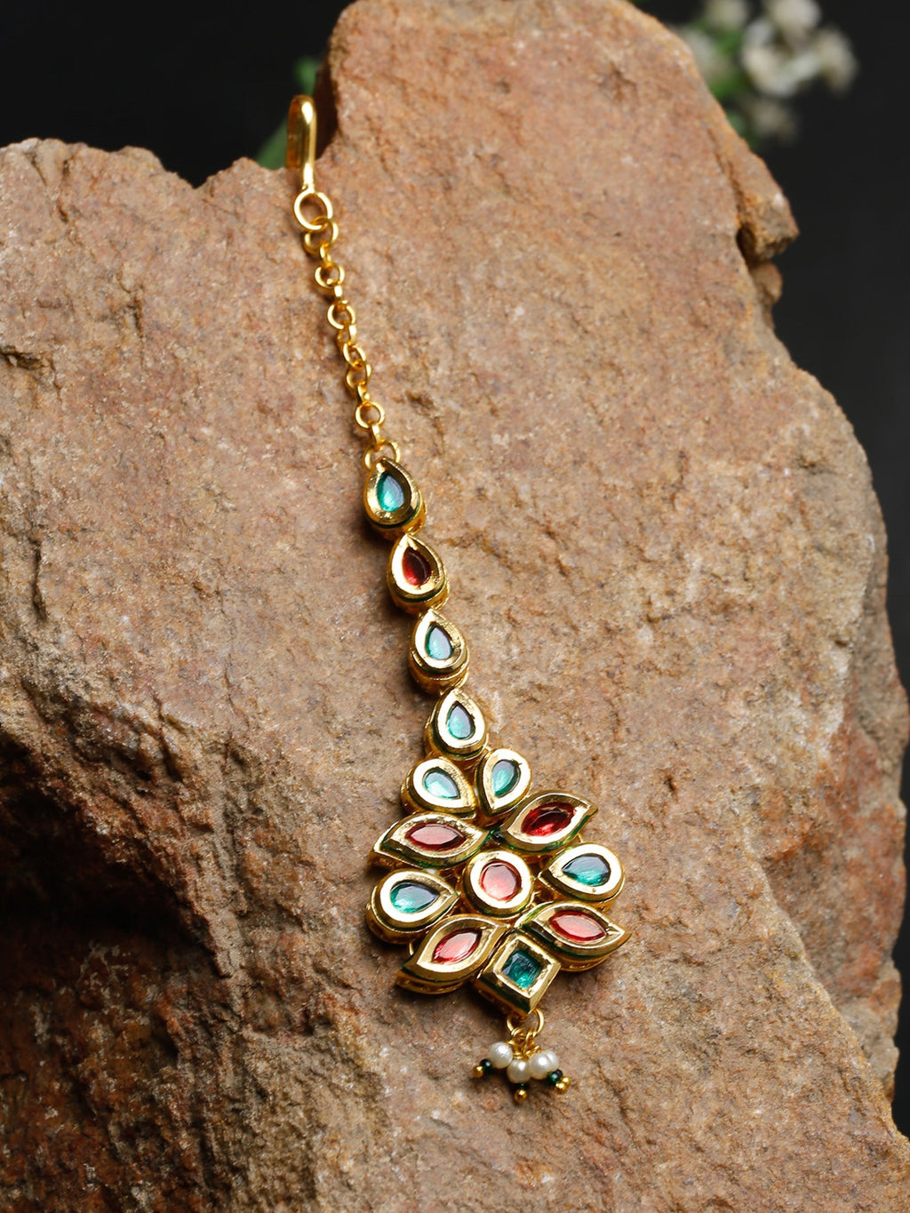 Kundan Maang Tikka - Ruby Raang | Grocsy