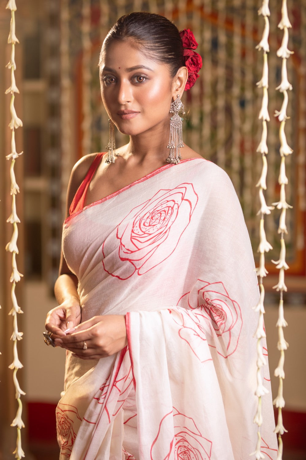 Very Much Indian Mastaani - Pure Mul Cotton Handloom Saree with Beautiful Rose Prints - Red | Grocsy