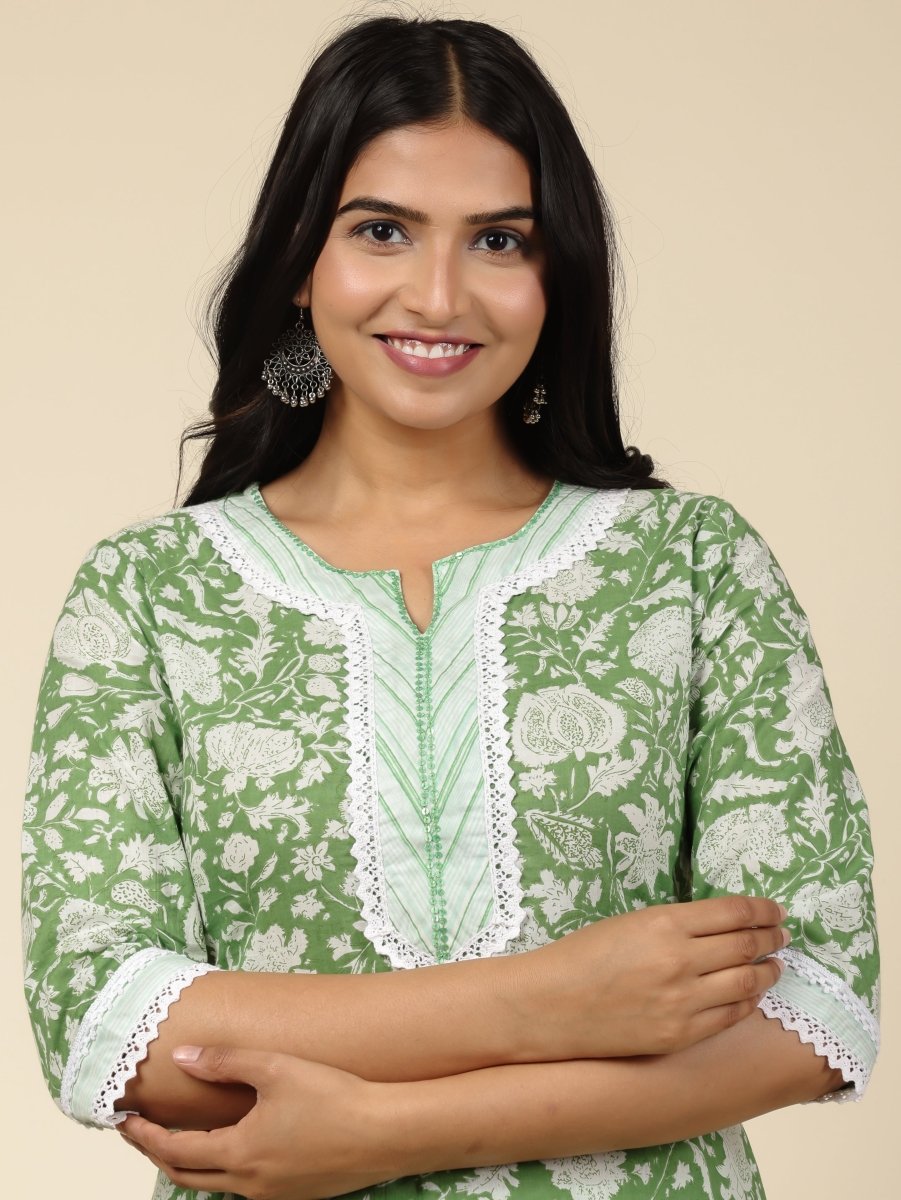 Aramya Straight Soft Cotton Floral Print Women's Kurta Set - Green | Grocsy