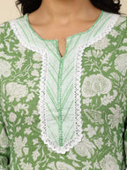 Aramya Straight Soft Cotton Floral Print Women's Kurta - Green | Grocsy