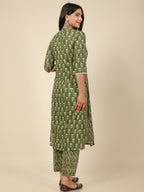 Aramya Straight Soft Cotton Floral Print Women's Kurta Set - Green | Grocsy