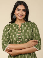 Aramya Straight Soft Cotton Floral Print Women's Kurta Set - Green | Grocsy