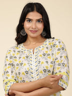Aramya Straight Soft Cotton Floral Print Women's Kurta Set - Off White | Grocsy