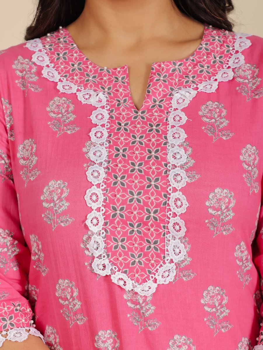 Aramya Straight Soft Cotton Floral Print Women's Kurta - Pink | Grocsy