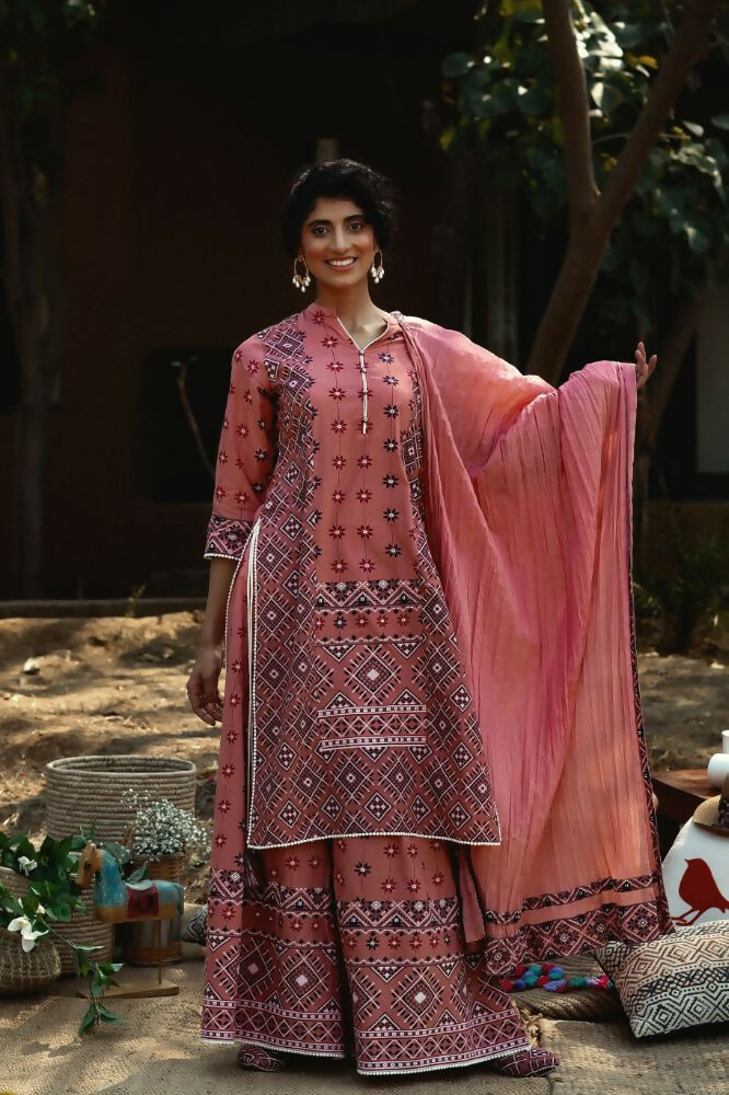 Juniper Peach Geometric Printed Pure Cotton Kurta & Palazzo Set with Lace Work | Grocsy