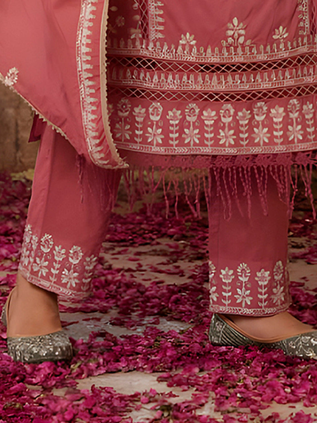 Embroidered & Lace Detailed Kurta With Pant & Embroidered Dupatta Luxury, Multicolor - Hiral Fashion | Grocsy
